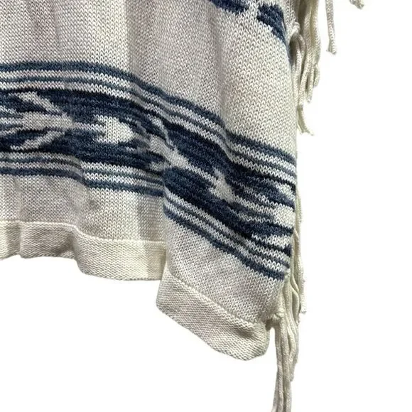 Chaps denim, Southwestern Boho Sleeved Poncho fringe sweater Size Medium - Picture 6 of 6